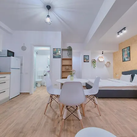 Comfort - Geo7 Apartmán *